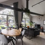 Casa de Férias Eco In Latour By Scenic Pond *