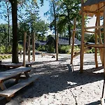 Eco In Latour By Scenic Pond Oirschot