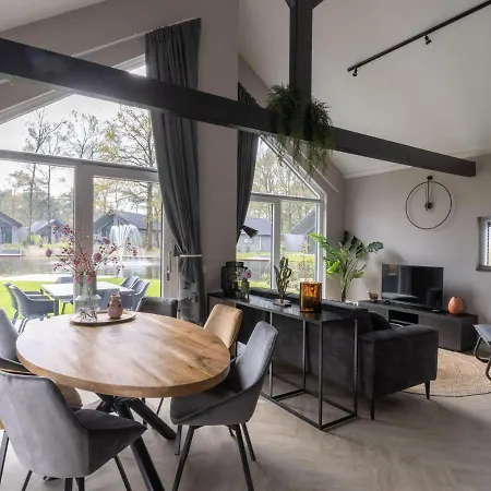 Semesterbostad Eco In Latour By Scenic Pond *