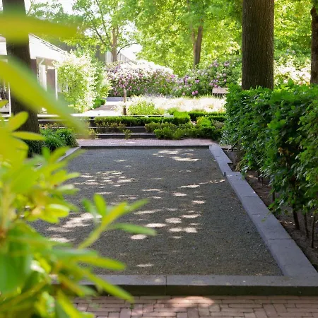 Eco In Latour By Scenic Pond Oirschot