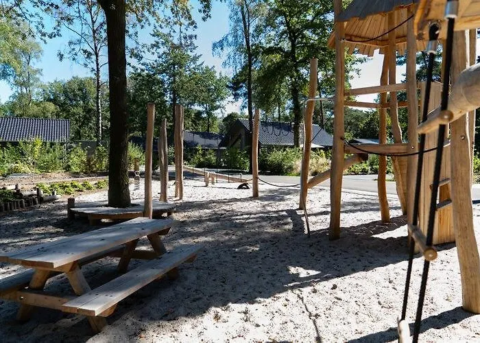 Eco In Latour By Scenic Pond Oirschot