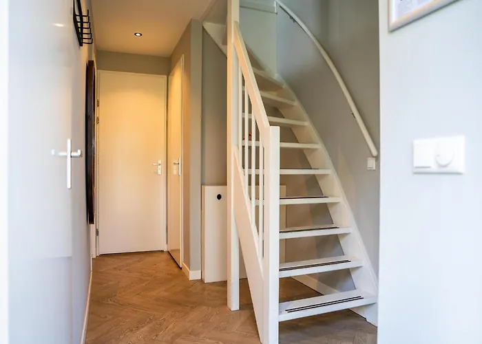 Eco In Latour By Scenic Pond Σπίτι διακοπών *