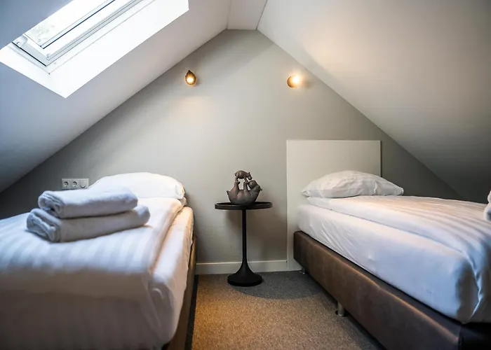 Dom wakacyjny Eco In Latour By Scenic Pond *